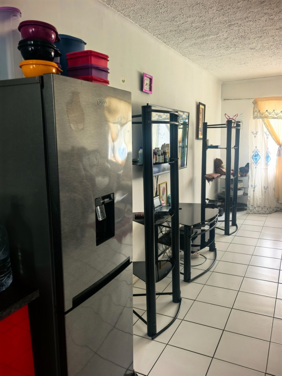 1 Bedroom Property for Sale in Quigney Eastern Cape
